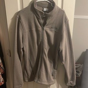 Columbia men’s jacket size medium.  Rarely worn. Great condition.